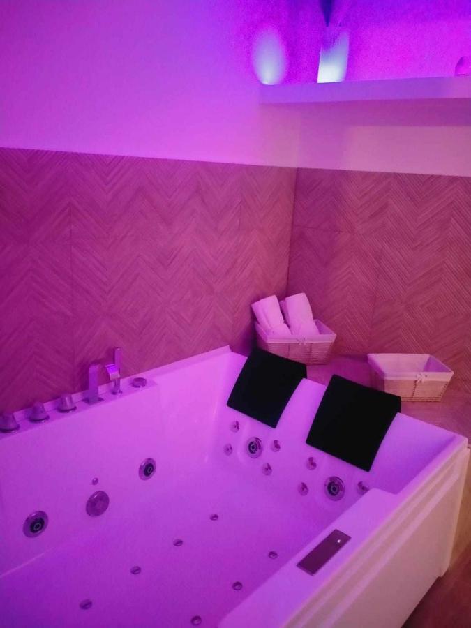 Zephir Apartments Brindisi Luaran gambar