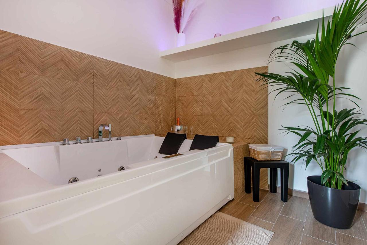 Zephir Apartments Brindisi Luaran gambar